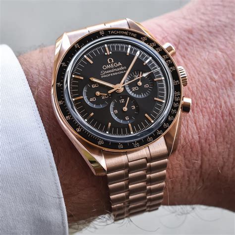 omega speedmaster fondello trasparente|Speedmaster Moonwatch Professional 42 mm, oro Sedna.